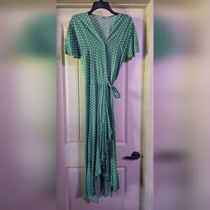 Green and White Tie Front Sundress with V-Neck